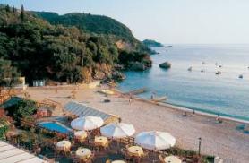 Ostrov Korfu a hotel Liapades Beach s pláží
