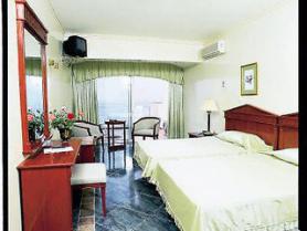 Ostrov Korfu a hotel Aquis Pelekas Beach - ubytování