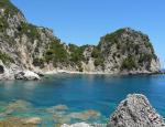 Ostrov Korfu se zátokou Ermones